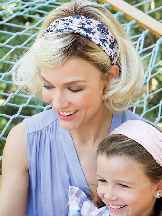 Alana XO by Amore Wigs | Wavy Synthetic Wig | CLOSEOUT - Musesware